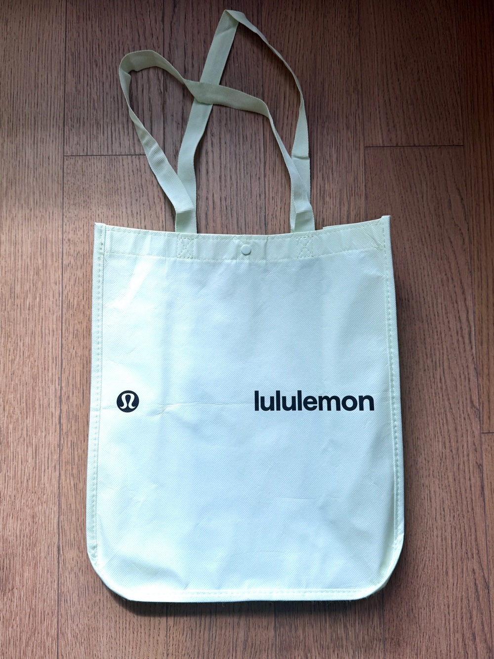 Lululemon shopping bag! New 2026 Large Light Green with Logo